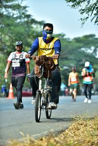 BIB: 
                            <button type="button" onclick="openModal(10124022)" class="btn btn-primary btn-sm float-right btn-popup" data-toggle="modal" data-target=".modal-high-quality">
                        <i class="fas fa-shopping-cart"></i> Add to Cart
                    </button>
                                            <button type="button" onclick="isThisMe(10124022, true)" class="btn btn-success btn-sm float-right btn-popup btn-isme hidden" data-toggle="tooltip" data-placement="bottom" title="นี่คือรูปของคุณใช่ไหม คลิกที่นี่เพื่อเอาเข้าอัลบั้ม">
                        <i class="fas fa-plus"></i> Add to album
                    </button>
                    <button type="button" onclick="isThisMe(10124022, false)" class="btn btn-warning btn-sm float-right btn-popup btn-isnotme hidden">
                        <i class="fas fa-ban"></i> Remove from album
                    </button>